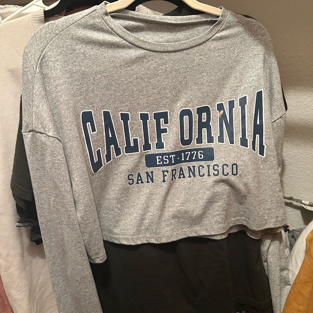 LongSleeve Gray California San Francisco Crop Top